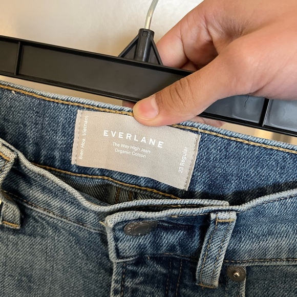 Everlane Way-High Jean in Fulsom Blue - Picture 5 of 5